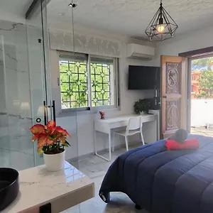 Flor De Azahar Homestay Benalmadena